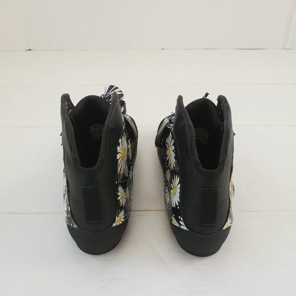 Mota Max Air Quad Skate Boots, Size 7, New - Picture 3 of 9